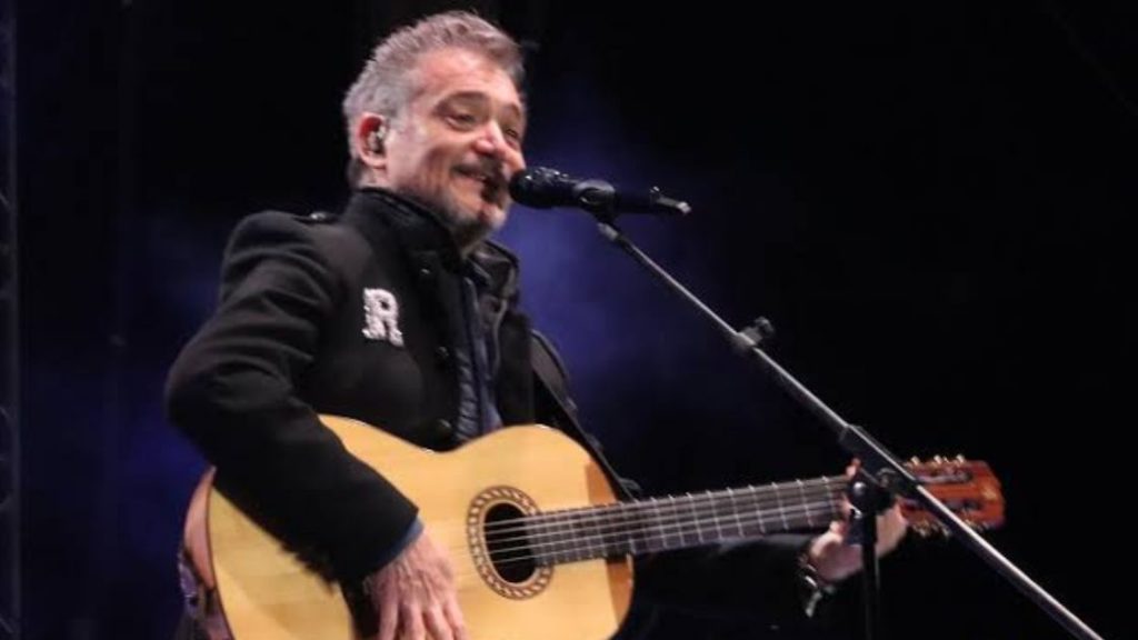 Raúl Ornelas celebra 35 años de carrera con su primer concierto en solitario en el Auditorio Nacional