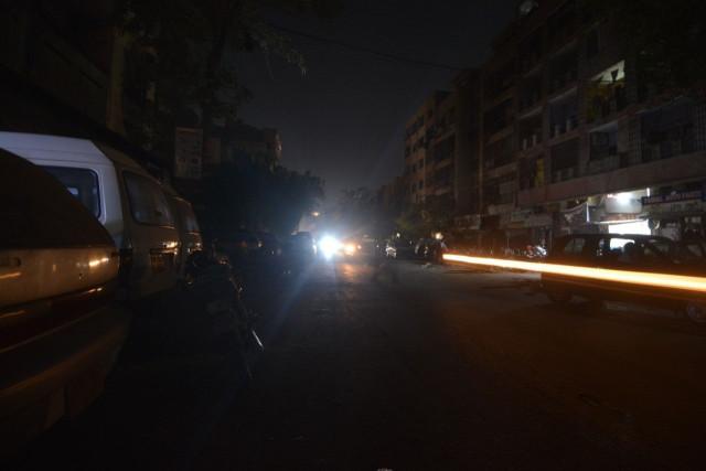 Power outages grip Karachi as urban flooding hinders restoration efforts