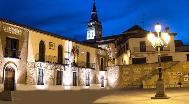 El Ayuntamiento de Méntrida convoca tres plazas de limpiador/a y una de auxiliar administrativo