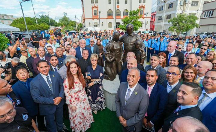 Inauguran la Plaza del Creyente en el Distrito Capitolino