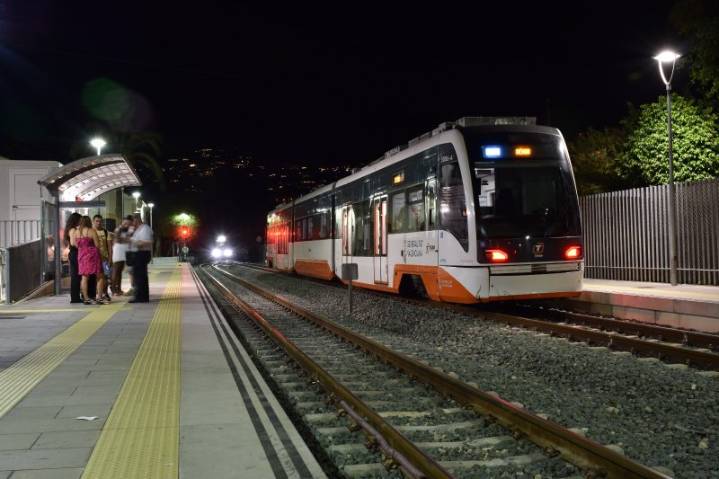 Mazón anuncia el inicio del estudio para el TRAM Gandia-Oliva-Dénia, una infraestructura clave para la Safor y la Marina Alta