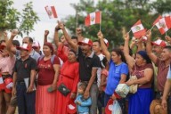 Juez de Perú dicta prisión suspendida a colombianos detenidos en isla reclamada por Petro