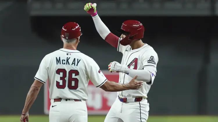 Diamondbacks vence a Guardianes en noche de emociones y debut histórico