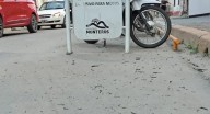 Las calles de Monteros quedaron cubiertas por la peligrosa lluvia negra de la quema de cañaverales