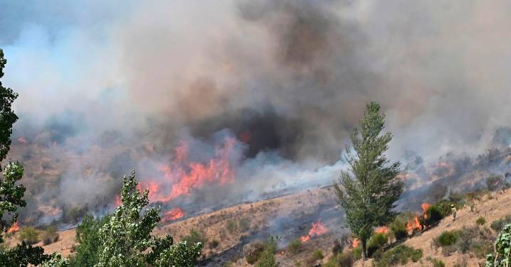 El incendio de Fasgar: más de 20 días de un fuego incontrolable