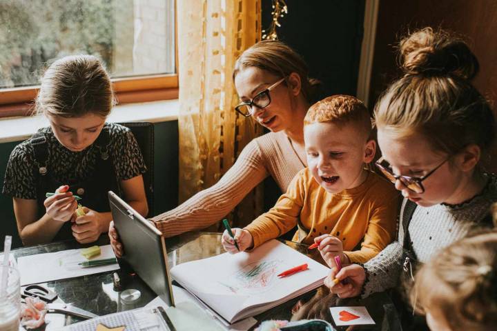 Busy Mom Says She Doesn’t Want to Attend Husband’s Constant Social Events