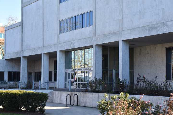 Gov. Kotek, defense commission seek expansion of Oregon