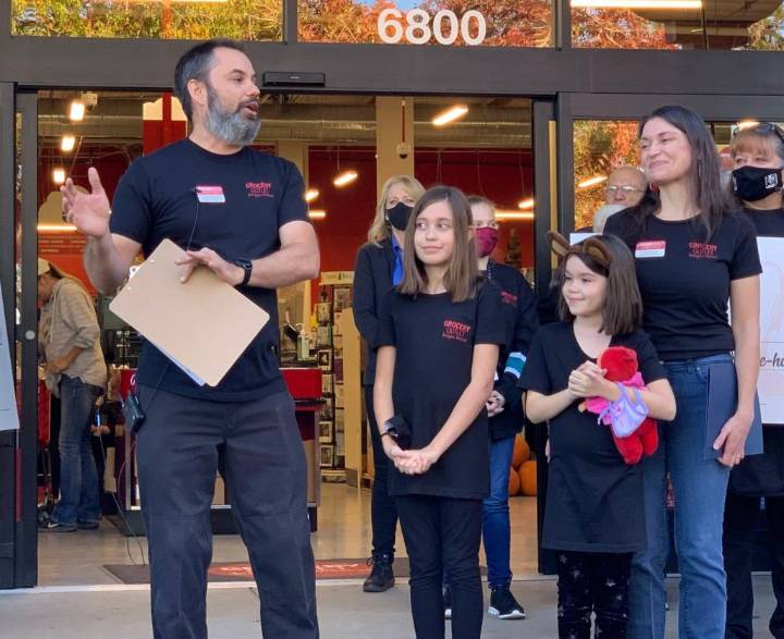 Local donors put Paradise Grocery Outlet at the top for fundraising