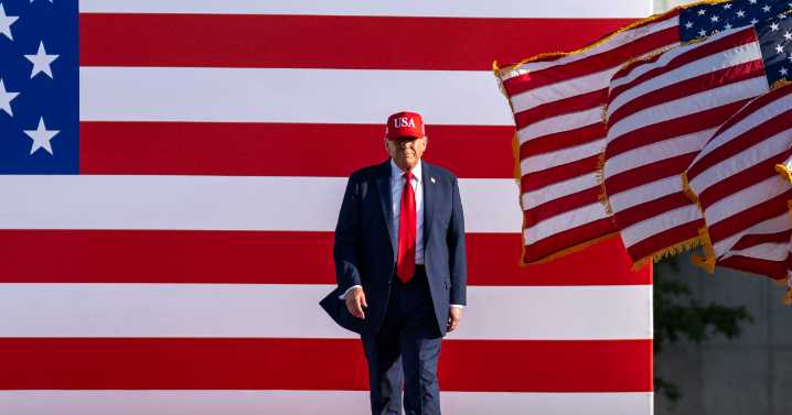 Trump tomará medidas severas contra la quema y profanación de banderas estadounidenses