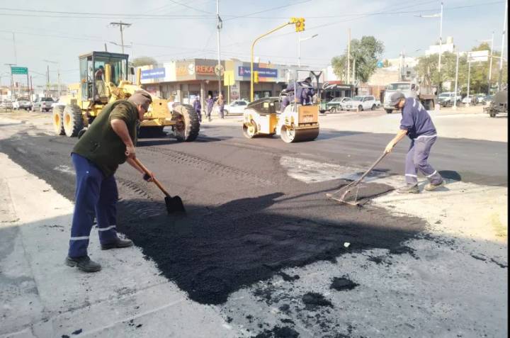 Obras Públicas de la Capital trabajó en el reacondicionamiento de la Av. Libertad