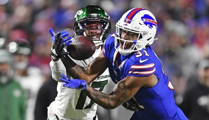 Dolphins sign veteran CB Rasul Douglas to bolster secondary, per reports