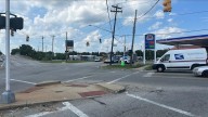 Toledo police surround KeyBank in Shoreland for active bank robbery