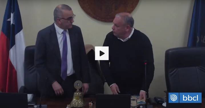 "Están conspirando para cagarte": micrófono abierto capta el duro descargo de Mundaca sobre el CORE