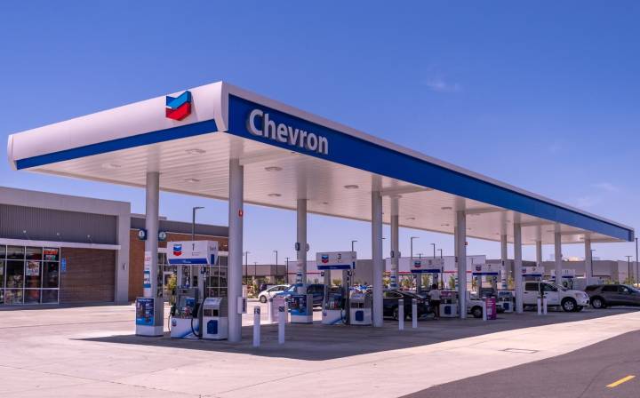Chevron Q2: Berkshire Hathaway Added More, So Did I (NYSE:CVX)