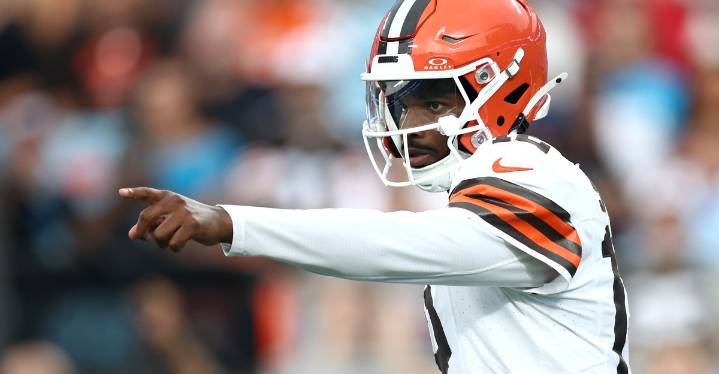 Daily Dawg Chow 8/11: Browns news, reactions abound over Shedeur Sanders debut, Eagles up next and more