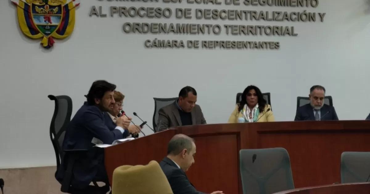 Benedetti descarta acuerdo militar en propuesta de zona binacional con Venezuela