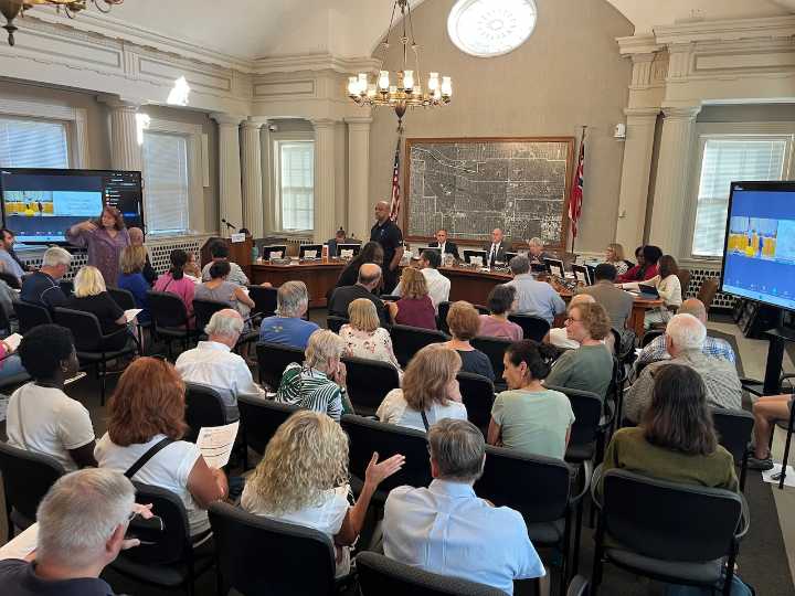 Sewer district to Shaker Heights: We won’t pay to save your lake