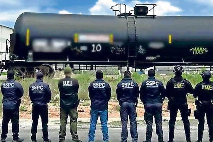 En la mira, encargados aduanales por 'huachicol'