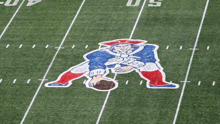 Patriots Sign Rookie Running Back, Release Super Bowl Champion