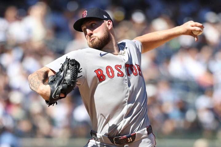 Red Sox beat Yankees for 8th straight time