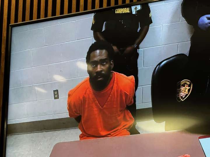 Legal battle intensifies over the competency of suspect accused of killing Cleveland officer