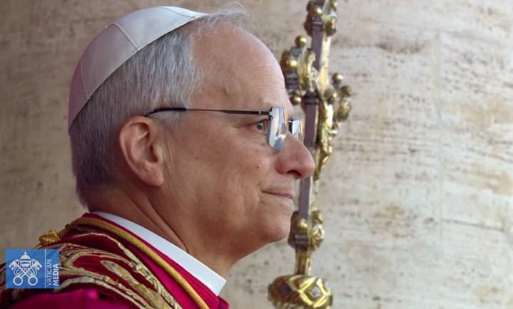 Desarmados y desarmantes, en espera del magisterio leónico