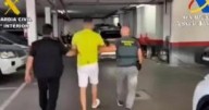El arresto de una 'mula' en el aeropuerto de Palma con 60 capsulas de cocaína destapa una red de tráfico
