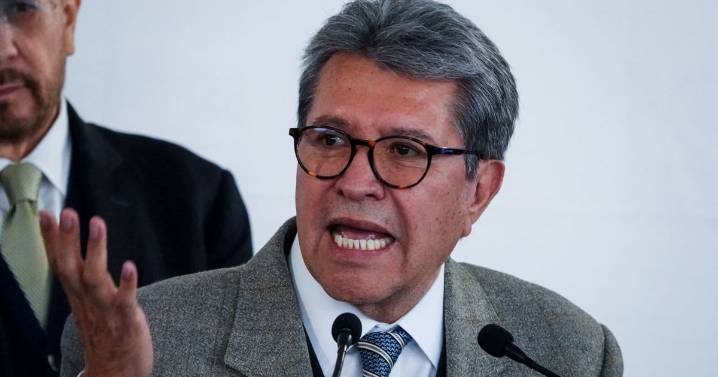 Monreal descarta una reforma fiscal... por ahora; pide esperar el Paquete Económico 2026