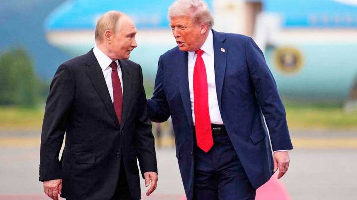 Trump y Putin afirman que la cumbre sobre Ucrania fue “muy productiva”