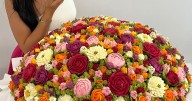 35 Cupcake Creations That Look Like Floral Masterpieces, By Baker Macey Nemer