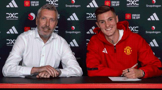 Manchester United director makes Benjamin Sesko prediction after £74m transfer
