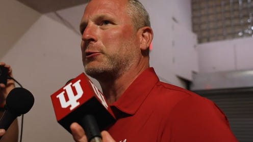 Darian DeVries gets first glimpse of his IU basketball team against opposition in Puerto Rico