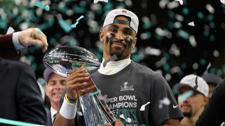 Philadelphia Eagles make surprise quarterback trade announcement to battle Jalen Hurts