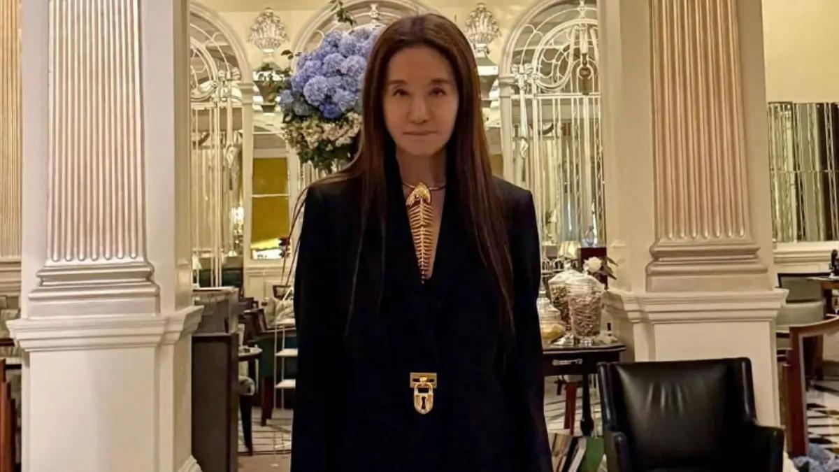 'Vera, Please Go Eat Something': Fans In Shock Over Vera Wang’s Skeletal Frame as Her Dress Nearly Falls Off In Shocking Video
