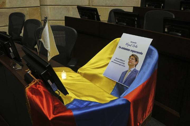 A Colombian senator shot in June falls back into critical condition after hemorrhaging