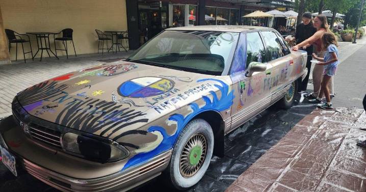 Med City Art Festival brings some color to downtown Rochester