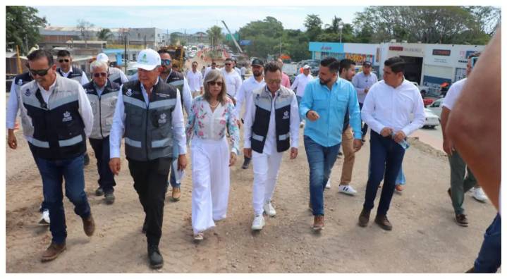 Lemus anuncia 90% de avance en el nodo vial de Las Juntas; incluirá puente peatonal