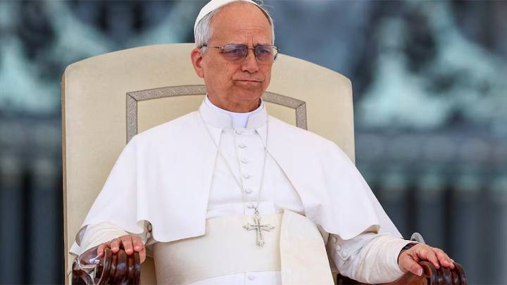 El papa León XIV condenó la “pandemia de armas” tras el tiroteo en una escuela católica en Estados Unidos
