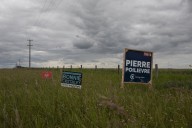 Voters head to the polls in Battle River—Crowfoot as Poilievre expects a return to House