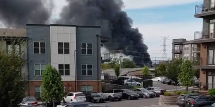 Large plume of smoke seen across Nashville
