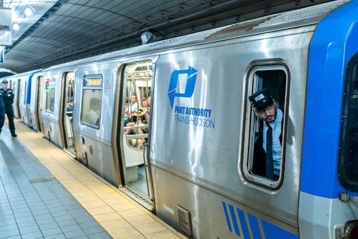 Port Authority issues alert for major PATH service disruption over Labor Day weekend