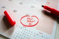 Nunca pagues tus facturas el fin de semana: por qué