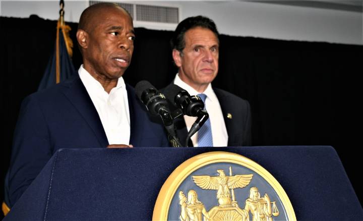 Complicadas elecciones en Nueva York: niegan fondos de campaña a Adams; Trump buscaría bloquear a Mamdani vía Cuomo
