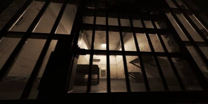 Inmate dies after being found unresponsive at jail in Mecklenburg County, sheriff says