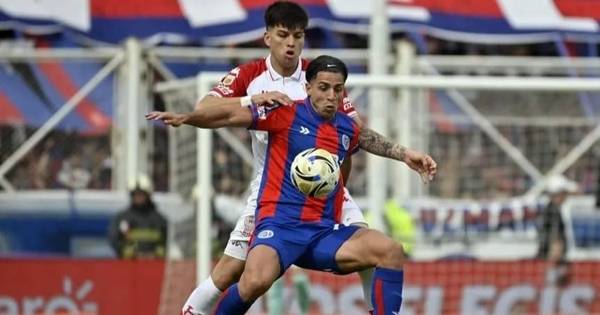 San Lorenzo y Huracán empataron sin goles en un clásico caliente
