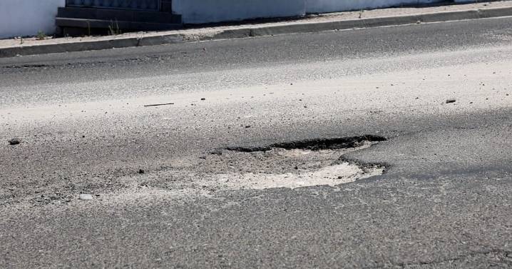 Piden comerciantes de Zona Centro bacheo y mayor seguridad