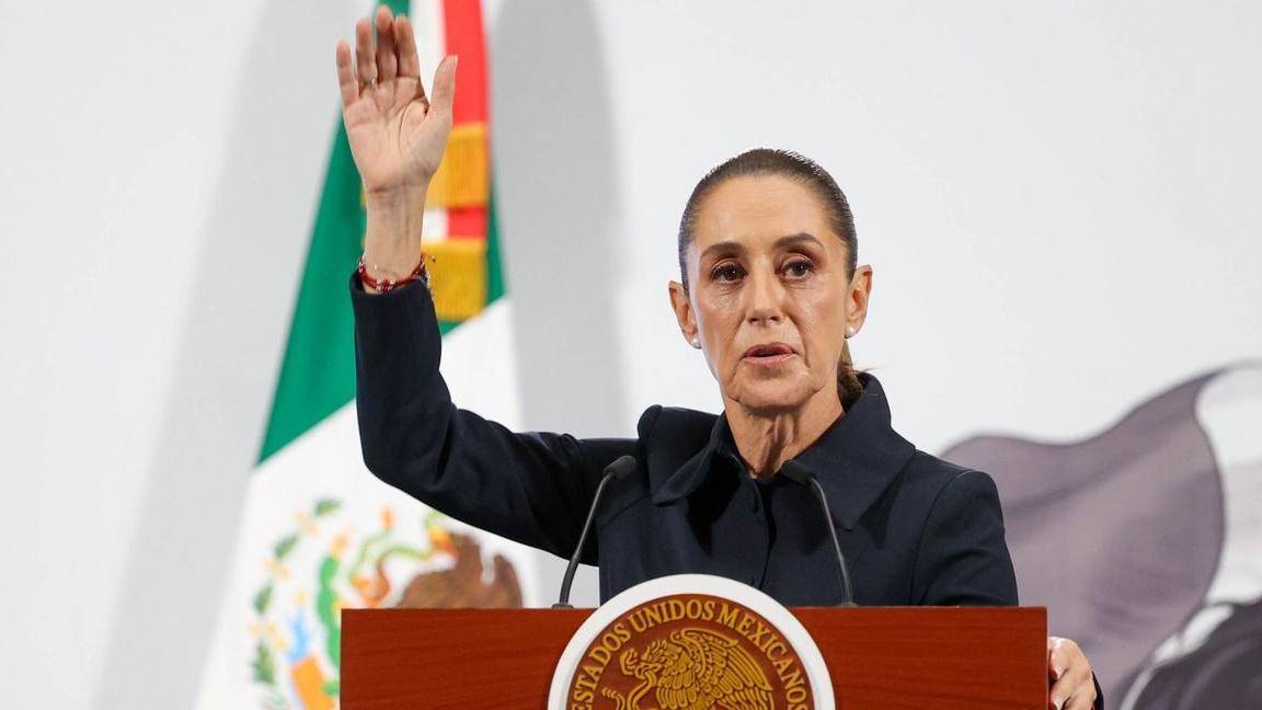 ‘Es una escritora de ciencia ficción’... Sheinbaum arremete contra Anabel Hernández y sus libros; ‘no tenía ninguna prueba’