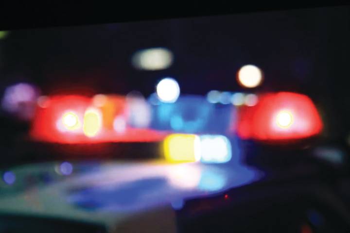 Crash in southern Glendale leaves bicyclist with life