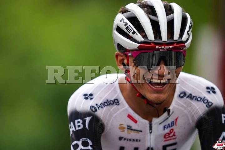 Isaac del Toro remonta y conquista la Vuelta a Burgos