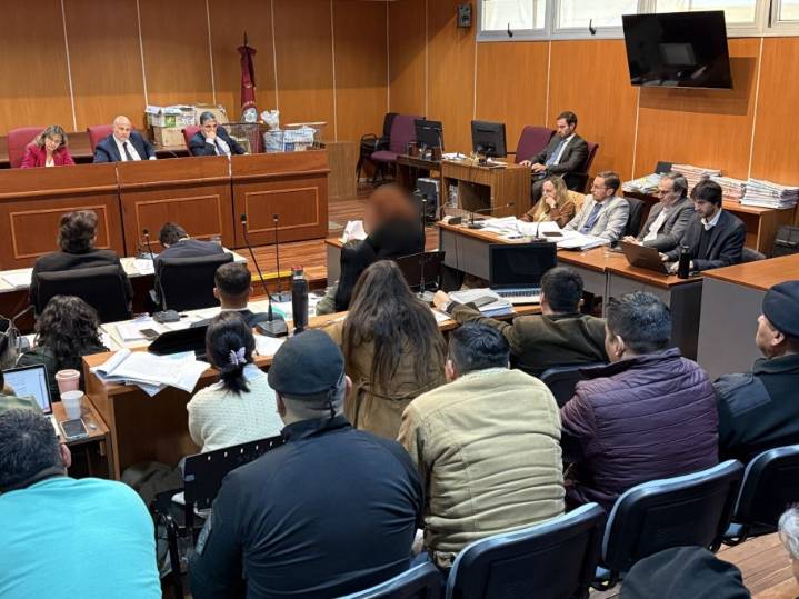 Internos exponen pagos, amenazas y contrabando en la Unidad Carcelaria 1